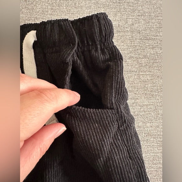 Little Bipsy Corduroy Pants - Black - 3-4T - Like New Condition - Picture 3 of 8